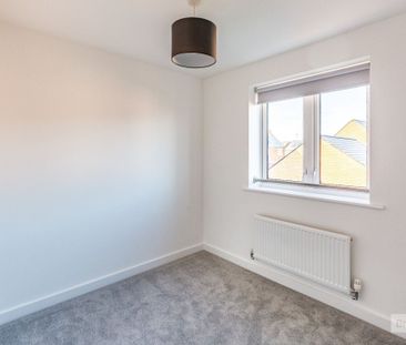 3 bedroom house - Photo 5