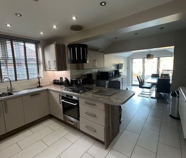 1 bedroom property to rent - Photo 3