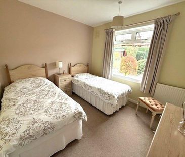 3 bedroom detached house to rent - Photo 4