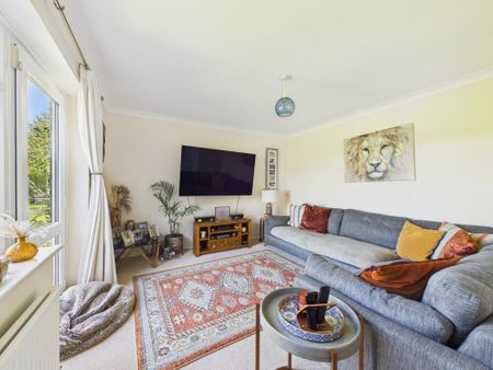 4 bedroom detached house to rent - Photo 3