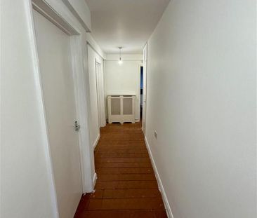 2 bedroom property to rent - Photo 2