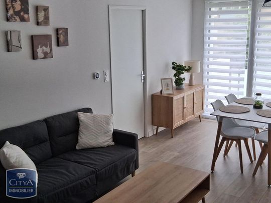 Location Appartement 3 pièces 57m² NOTRE DAME DE BONDEVILLE 76960 - Photo 1