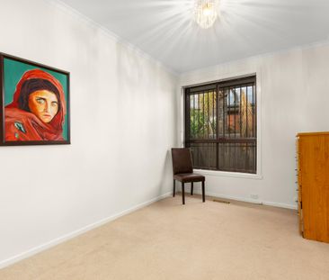 Charming Family Home in a Prime Meadow Heights - Photo 3