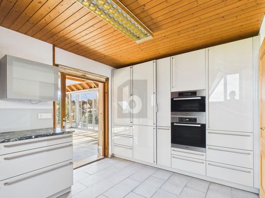 CHARMING WITH SUNNY BALCONY - Photo 1