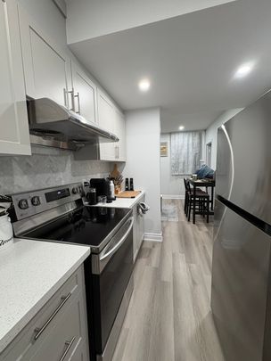 2-12 Erie Crt, Amherstview, ON K7N 0E3 - Photo 1