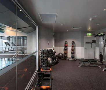 Furnished 2-Bedroom Apartment with Car Space in QV Precinct - Photo 6