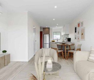 Tidy 2 bedroom brick unit with garden & carpark - Photo 3