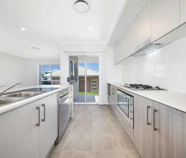 370 Commercial Road, Vineyard, NSW 2765 - Photo 1