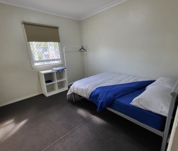 Logan Central - Photo 1