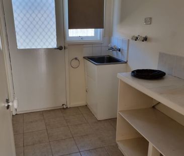 2 / 77 Langhorne Street, Dandenong - Photo 1