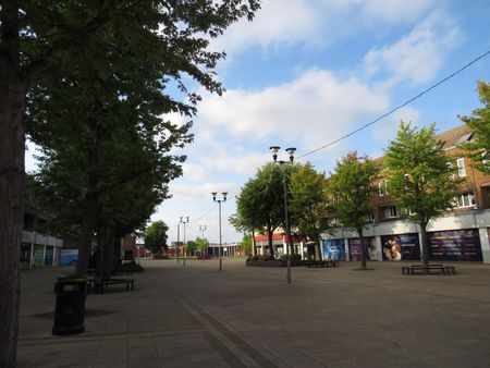 PETERBOROUGH - Photo 3