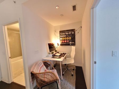 For Lease - 8 Mercer Street Unit# 1007, Toronto, Ontario - Photo 5