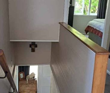 Family living in Frederick Street - Photo 1