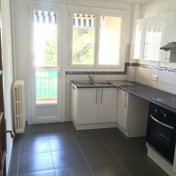 Location Appartement 3 pièces 75m² SETE 34200 - Photo 1