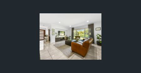 Expansive Family Living with Multiple Living Areas - Photo 3