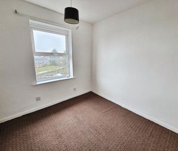 2 bedroom semi-detached house to rent - Photo 3