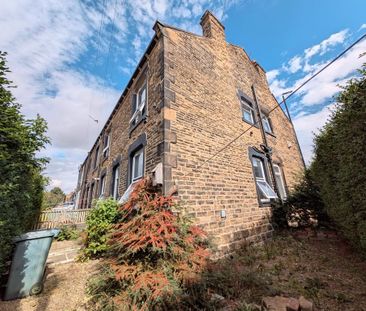 2 bedroom end of terrace house to rent - Photo 4