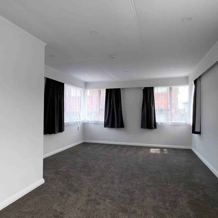 We Three Kings - Photo 1