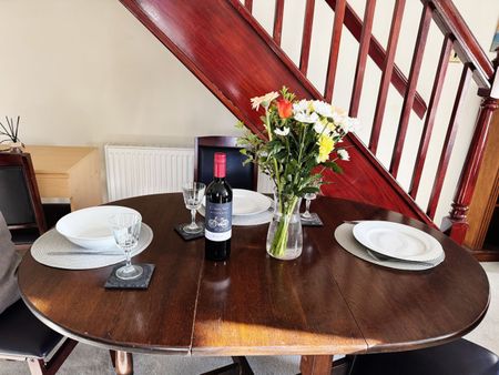 2 Bed Semi-Detached House, Amberley Close, L6 - Photo 5