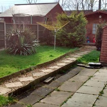 1 bedroom semi-detached house to rent - Photo 1