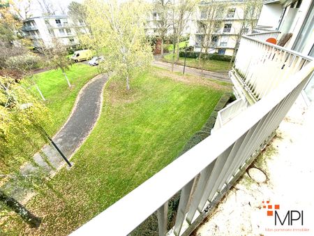 Location Appartement 5 pièces 85m² - Photo 4