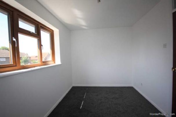 2 bedroom property to rent in Southend On Sea - Photo 1