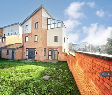 6 bedroom detached house to rent - Photo 6