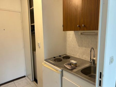 A Louer - Studio avec place de parking privée - Photo 5