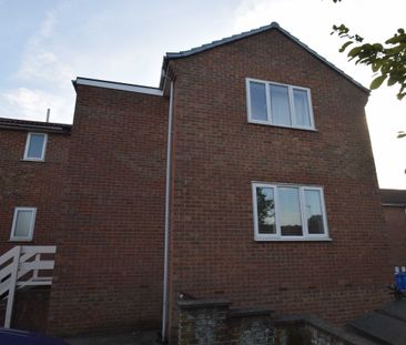 1 bed ground floor flat to rent in Hildenley Close, Scarborough, YO12 - Photo 1