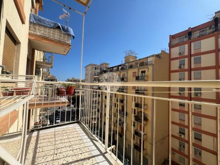 Bilocale in affitto - Photo 2
