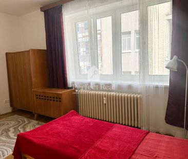 Perfektná poloha - Garsónka na prenájom s balkónom – Fotografia 4