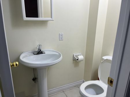 For Lease - 166 Valentina Drive Unit# basement, Markham, Ontario - Photo 4