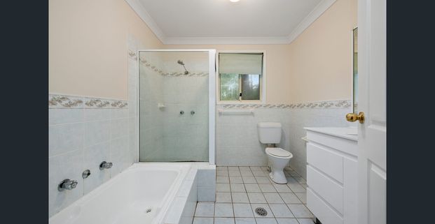 Renovated home with double garage - Photo 1