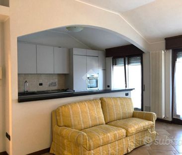 2 LOCALI A ARLUNO - Photo 1