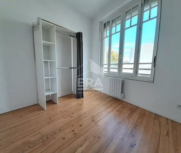 LOCATION - PAU CENTRE VILLE - Petit T2 rénové de 26 m², chambre séparée - Photo 1