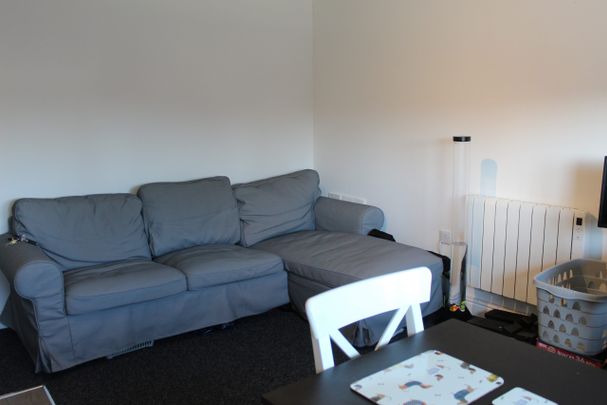 Flat 2 – The Old Bank – 1 Bed - Photo 1