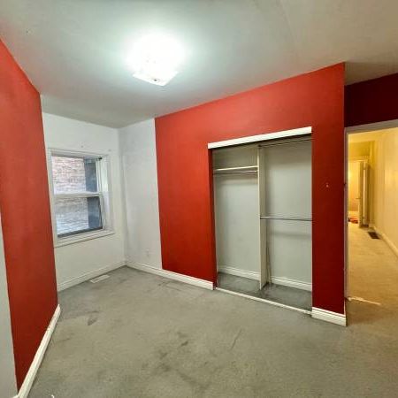 2 bedroom apartment Bloor/Dovercourt - Photo 4