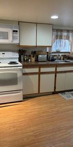 FURNISHED 1br/1bth COOK ST VILLAGE - Photo 3