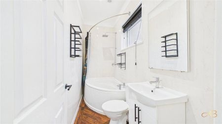 2 bedroom terraced house to rent - Photo 2