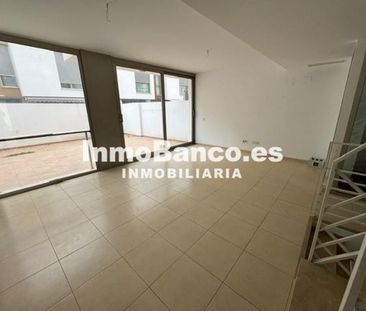 Luxury Villa for rent in La Pobla de Vallbona, Spain - Photo 1