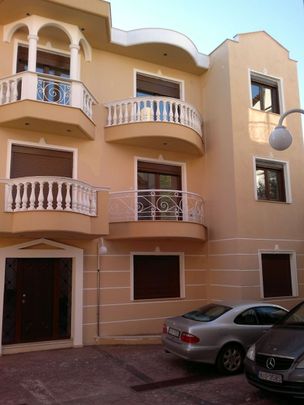 Διαμέρισμα για ενοικίαση Κέντρο (Ωραιόκαστρο) - Photo 1