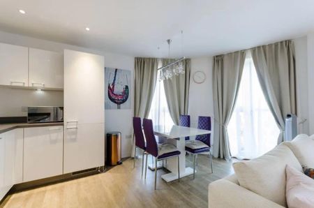 2 bedroom apartment to rent - Photo 3