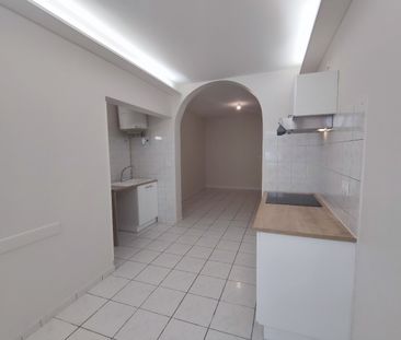 Location Appartement 2 pièces 42m² SETE 34200 - Photo 1
