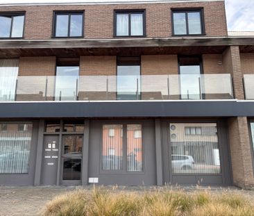 OORDEGEM - Tweeslaapkamerappartement op centrale ligging - Photo 2