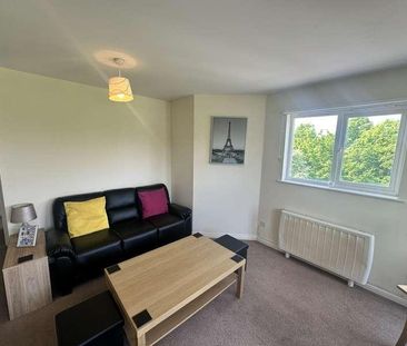 East Greenlees Gardens, Cambuslang, G72 - Photo 3