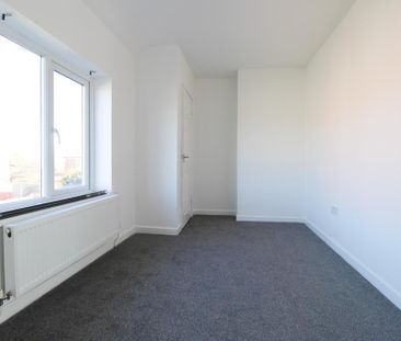 3 bedroom house to rent - Photo 2