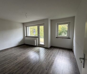 Wir renovieren für Sie!!! Gemütliche 3-Zimmer Wohnung - Foto 1