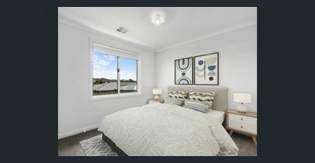 FIVE BEDROOM HOUSE – NEAR NEW BUILD - Photo 4