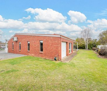 Ticks all the boxes! - Photo 1