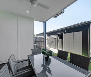 Modern Living in the Hearth of Mango Hill - Photo 5